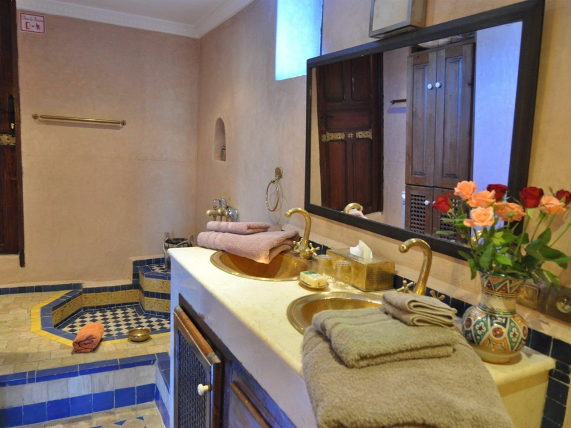 Riad Adarissa Fès Exteriör bild